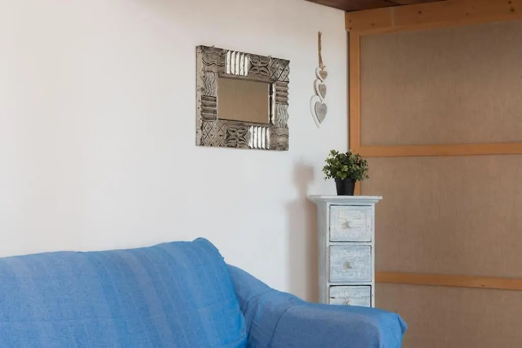 Port & Center: Apartment In Piombino Italy